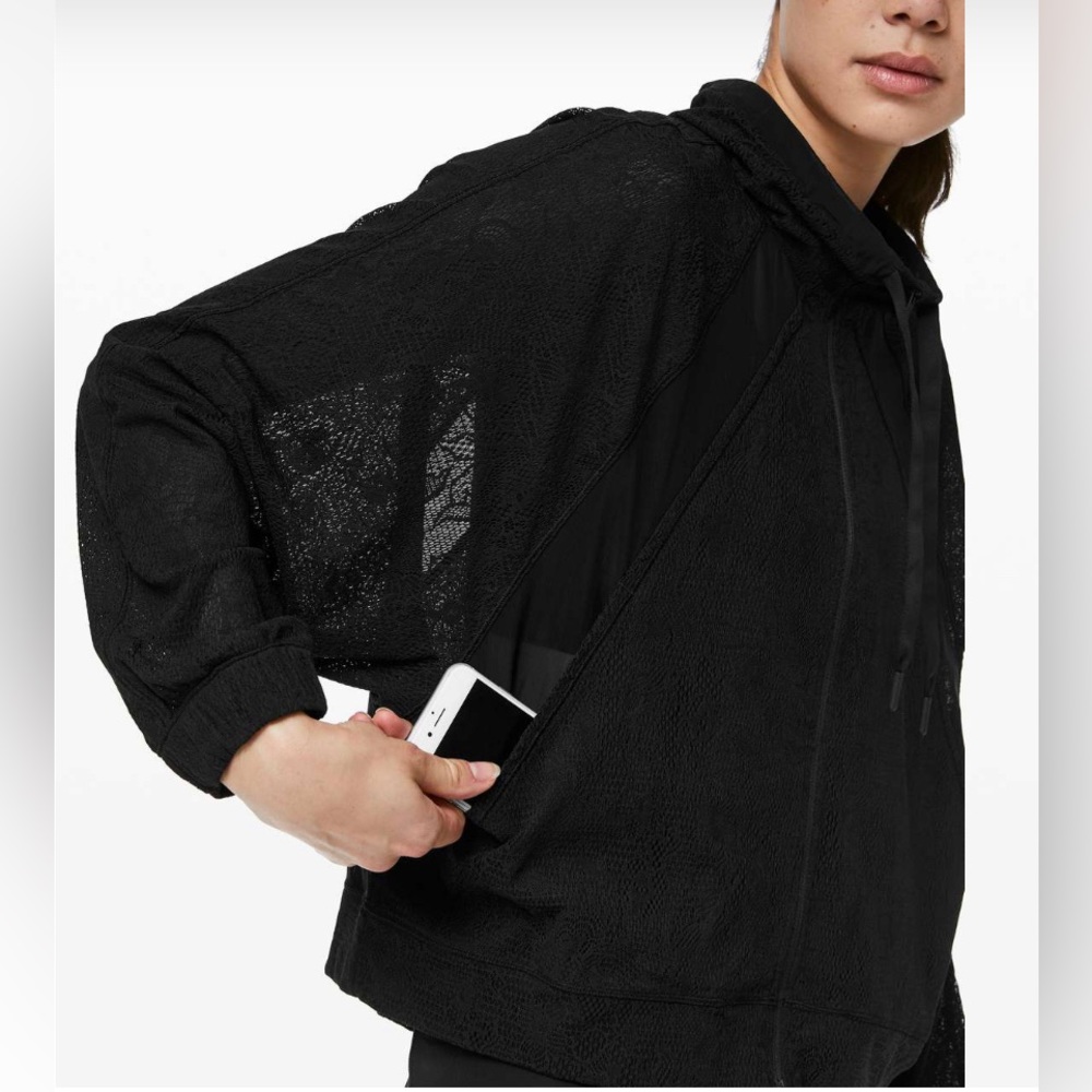 Size 6 Lululemon In Depth Jacket *Lace Black